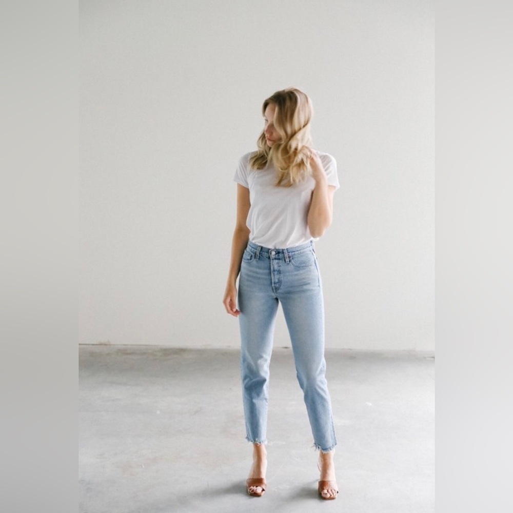 Levi's Wedgie Icon Fit Jeans In Shut Up